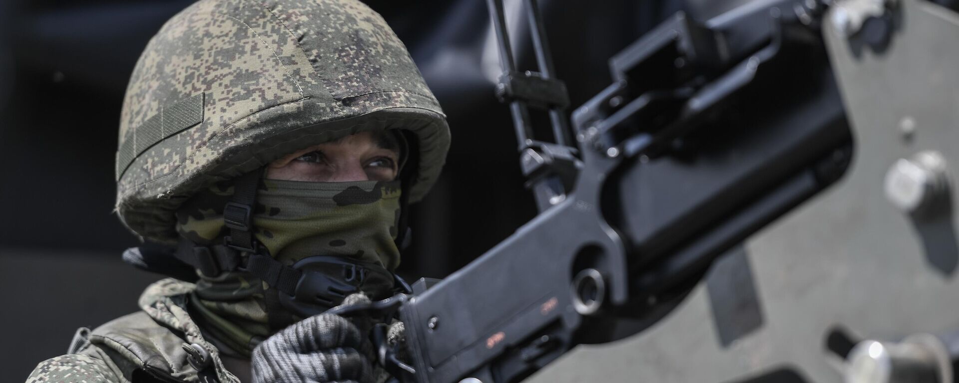 Работа мобильной группы быстрого реагирования ВС РФ в зоне спецоперации - Sputnik Латвия, 1920, 07.12.2023